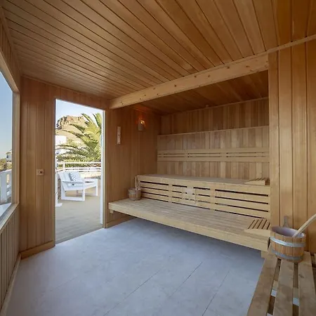 Marina Bayview (adults Only) Apartment *