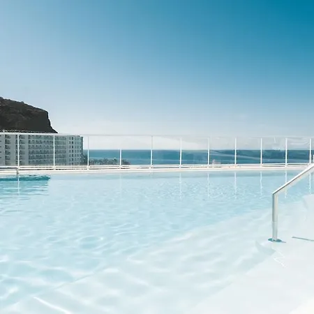 Marina Bayview (adults Only) Apartment