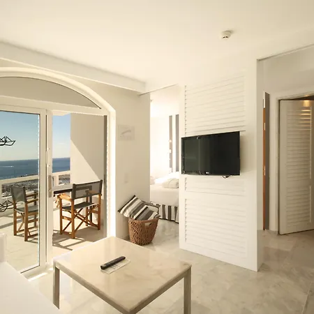 Marina Bayview (adults Only) Apartment *