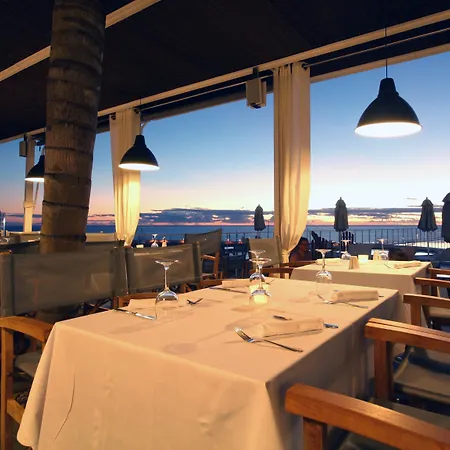 Marina Bayview (adults Only) Apartment *