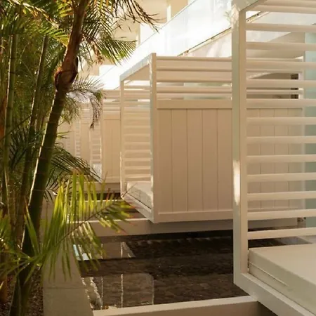 Marina Bayview (adults Only) Apartment